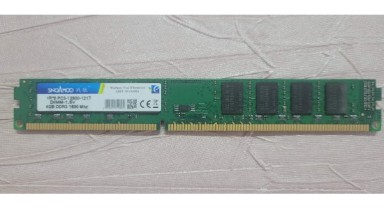 16 чипов. Оперативная память SnoAmoo DDR3 4GB 1600 MHz (PC3-12800) 1Rx8 (Intel/AMD)